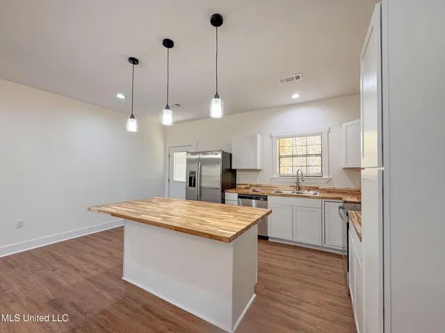 $244,000 | 533 Hudson Road, Sardis, MS 38666