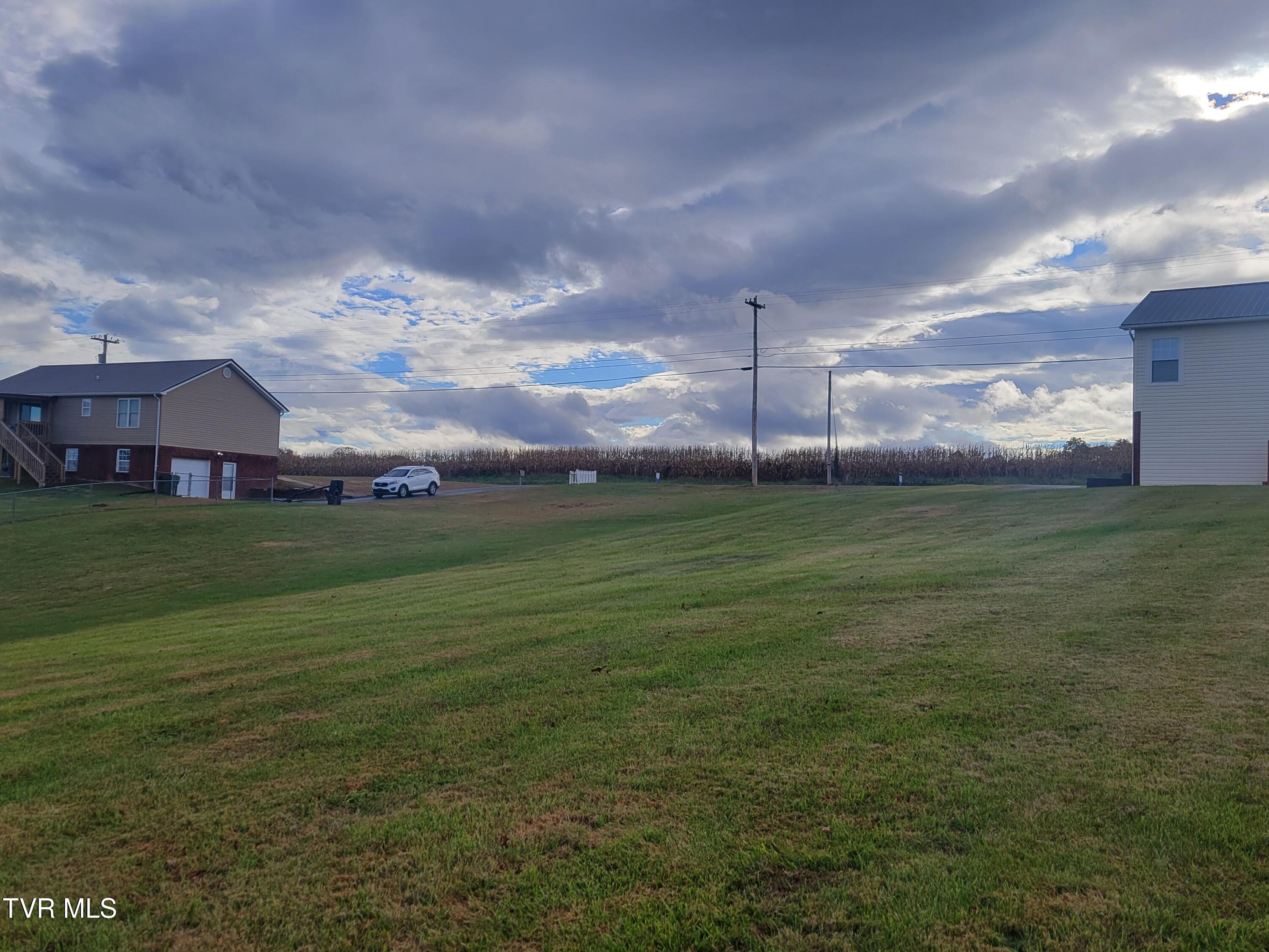 1212 Bowmantown Road, Unit 1 Limestone, TN 37681 - Photo 4 of 12 20251029_100027