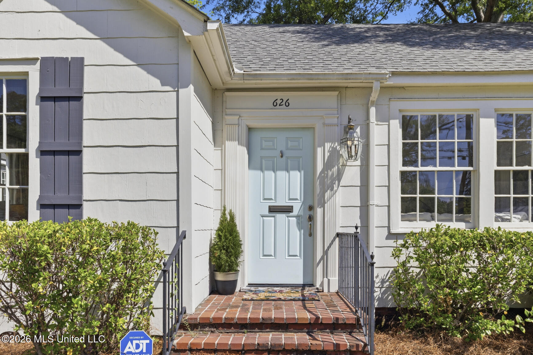 626 Mohawk Avenue Jackson, MS 39216 - Photo 2 of 27 626 Mohawk-3