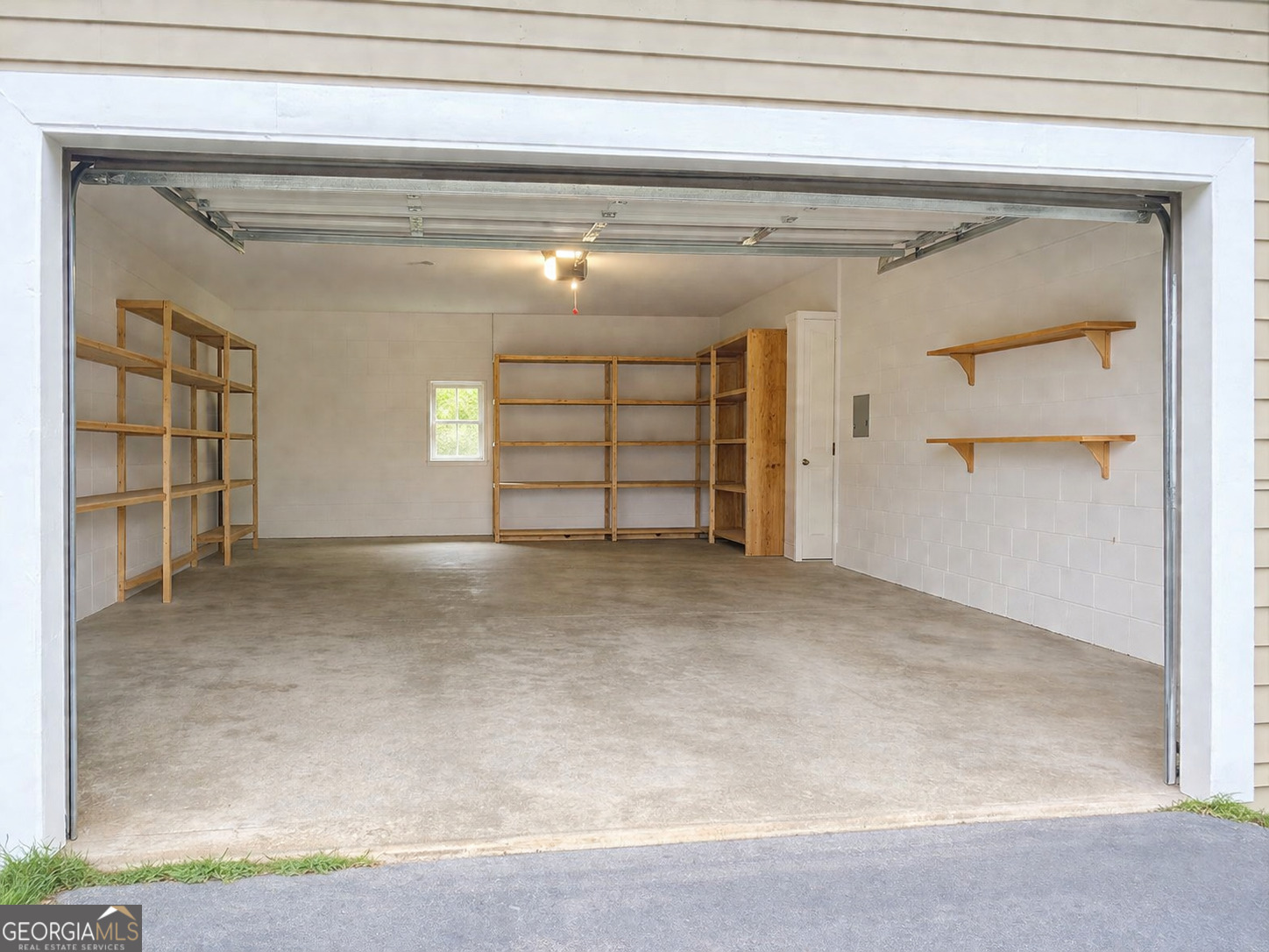 97 Estatohe Circle Toccoa, GA 30577 - Photo 8 of 54