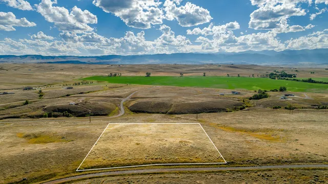 $280,800 | 71 Shoreline Drive, Buffalo, WY 82834