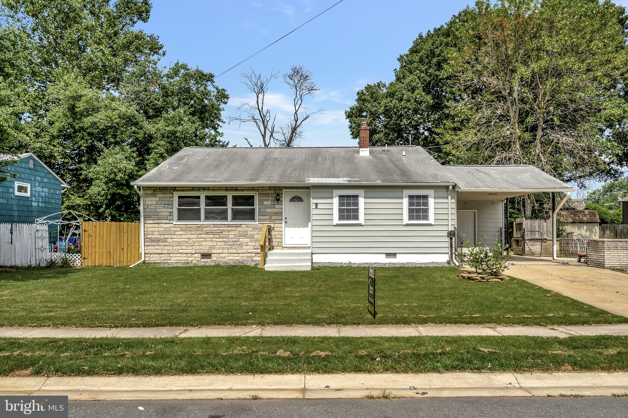 4 Malvern Road Newark, DE 19713 - Photo 2 of 21 Front of House view 2