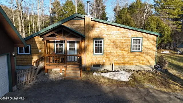 $374,900 | 211 Perry Road, Chester, NY 12853