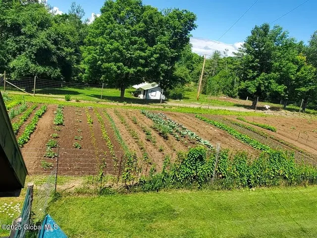 $374,900 | 211 Perry Road, Chester, NY 12853