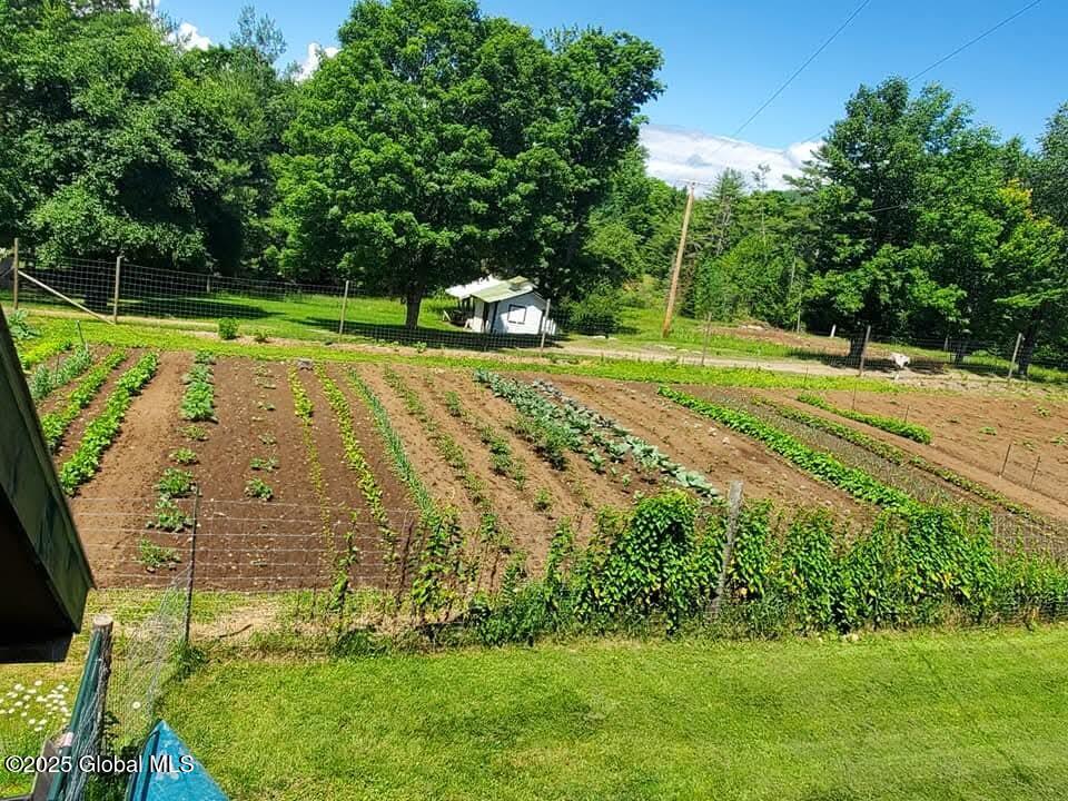 211 Perry Road Chester, NY 12853 - Photo 7 of 29 FB_IMG_1741681746359 (2)