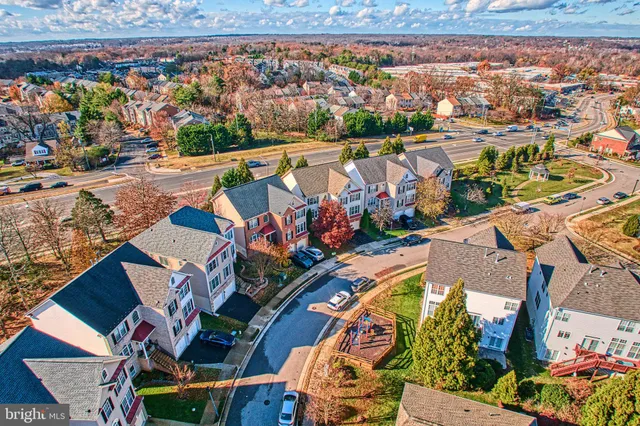 $999,999 | 7204 Lyndam Hill Circle, Lorton, VA 22079