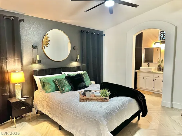$2,995 | 1724 Pinion Mesa Court, Las Vegas, NV 89128