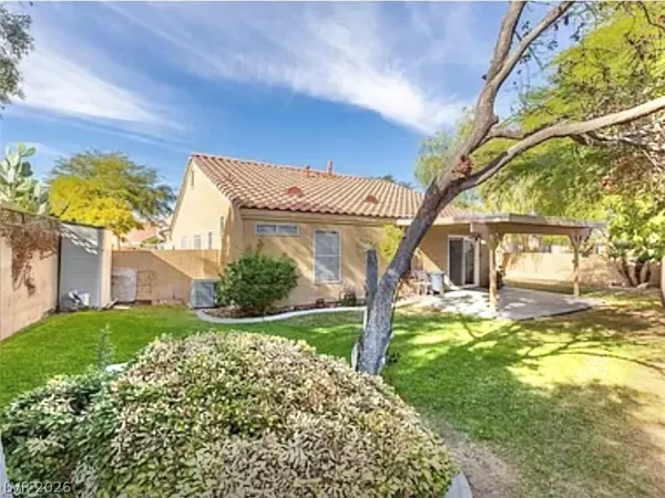 $2,995 | 1724 Pinion Mesa Court, Las Vegas, NV 89128