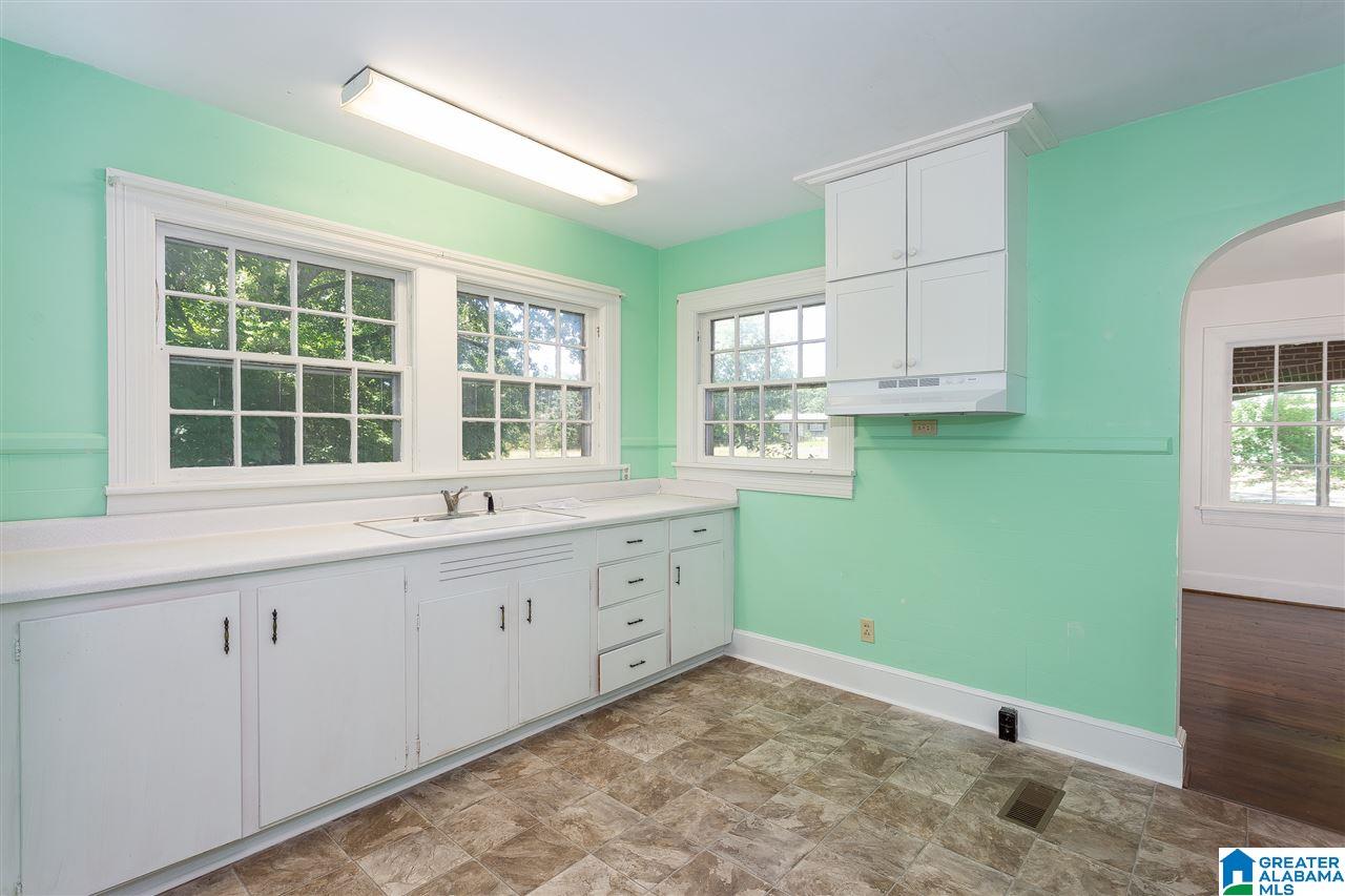 5731 Saks Road Anniston, AL 36206 - Photo 5 of 33 Gallery Image 5
