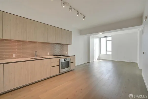 $5,500 | 1000 3rd Street, Unit 916, San Francisco, CA 94158
