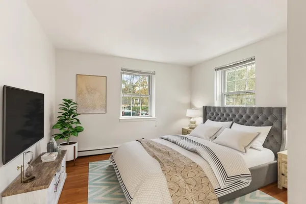 $2,200 | 4 Menotomy Road, Unit 5, Arlington, MA 02476