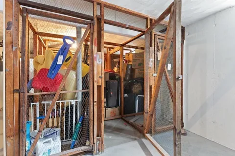 $2,200 | 4 Menotomy Road, Unit 5, Arlington, MA 02476