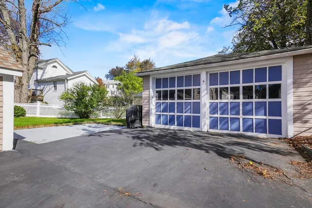 $819,900 | 2 Eastern Avenue, Woburn, MA 01801