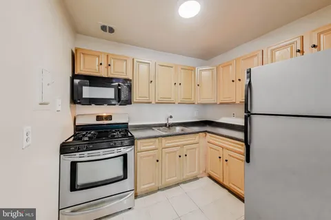 $245,000 | 7054 Eastern Avenue Northwest, Unit 204, Washington, DC 20012