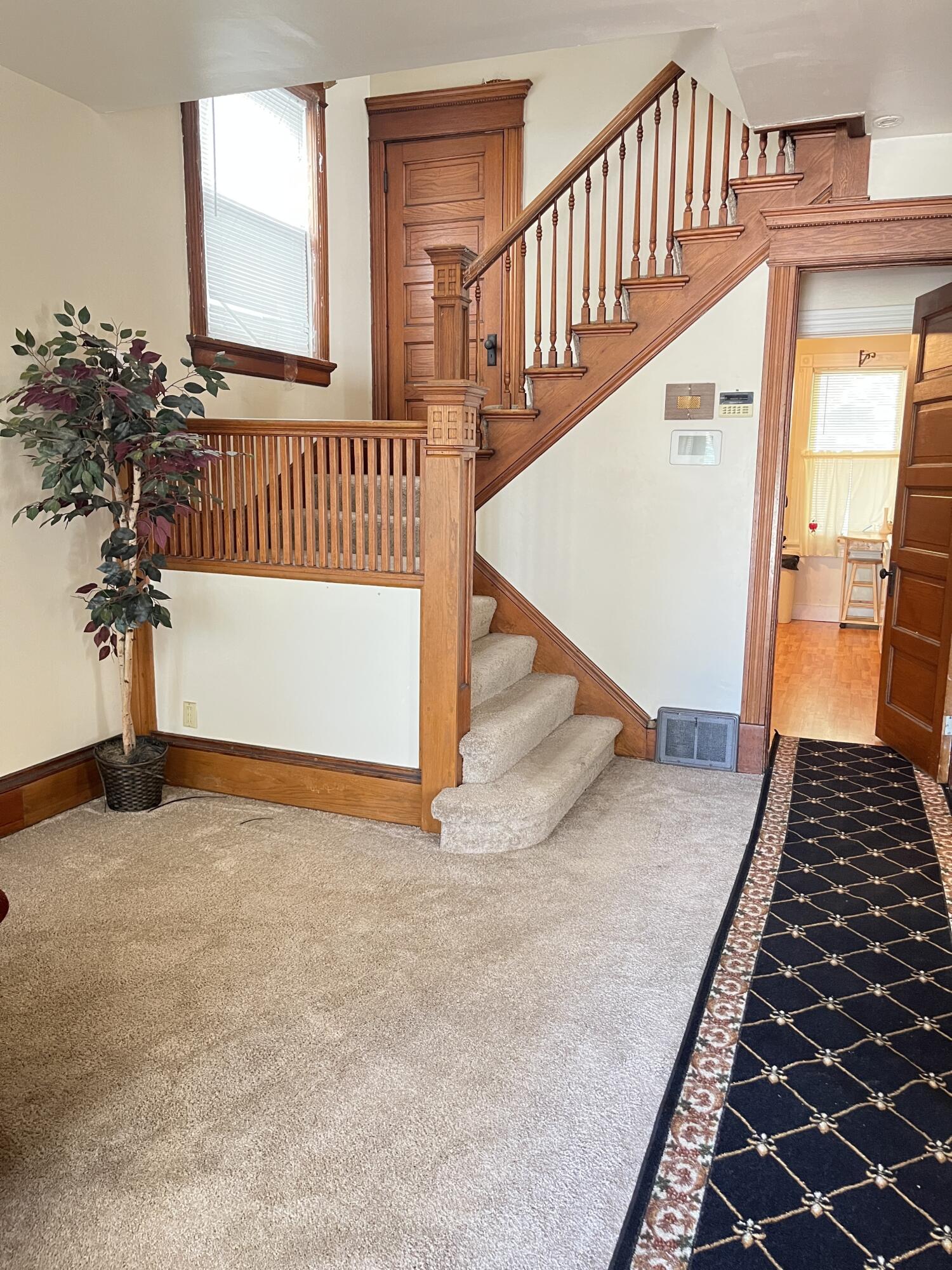 2210 North 34th Street Milwaukee, WI 53208 - Photo 2 of 13 IMG_4491