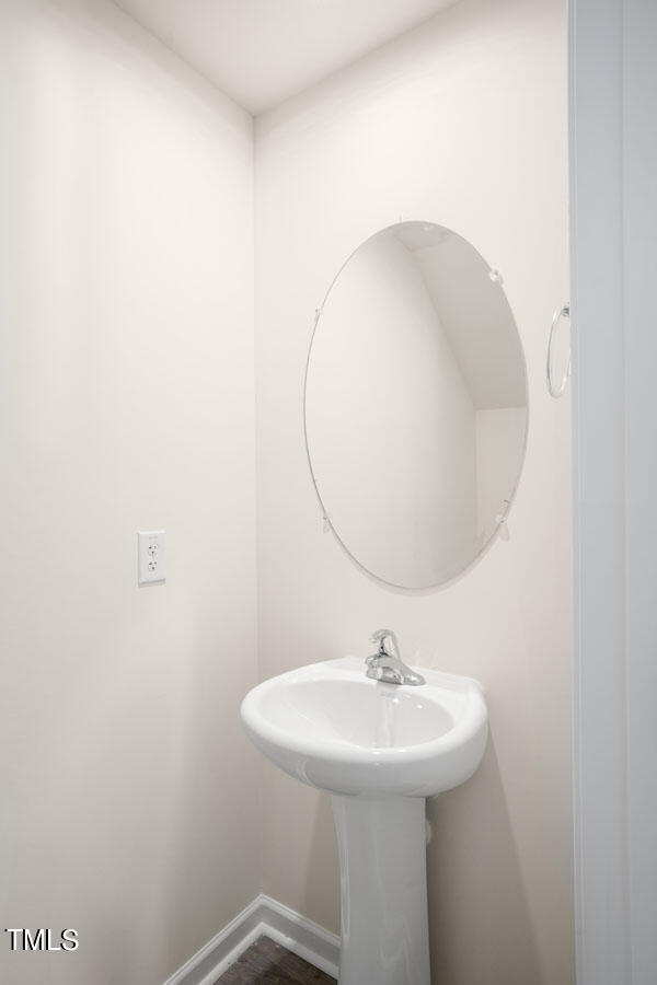 8752 Asher Gray Way Raleigh, NC 27616 - Photo 10 of 31 third-unit-thornton-001