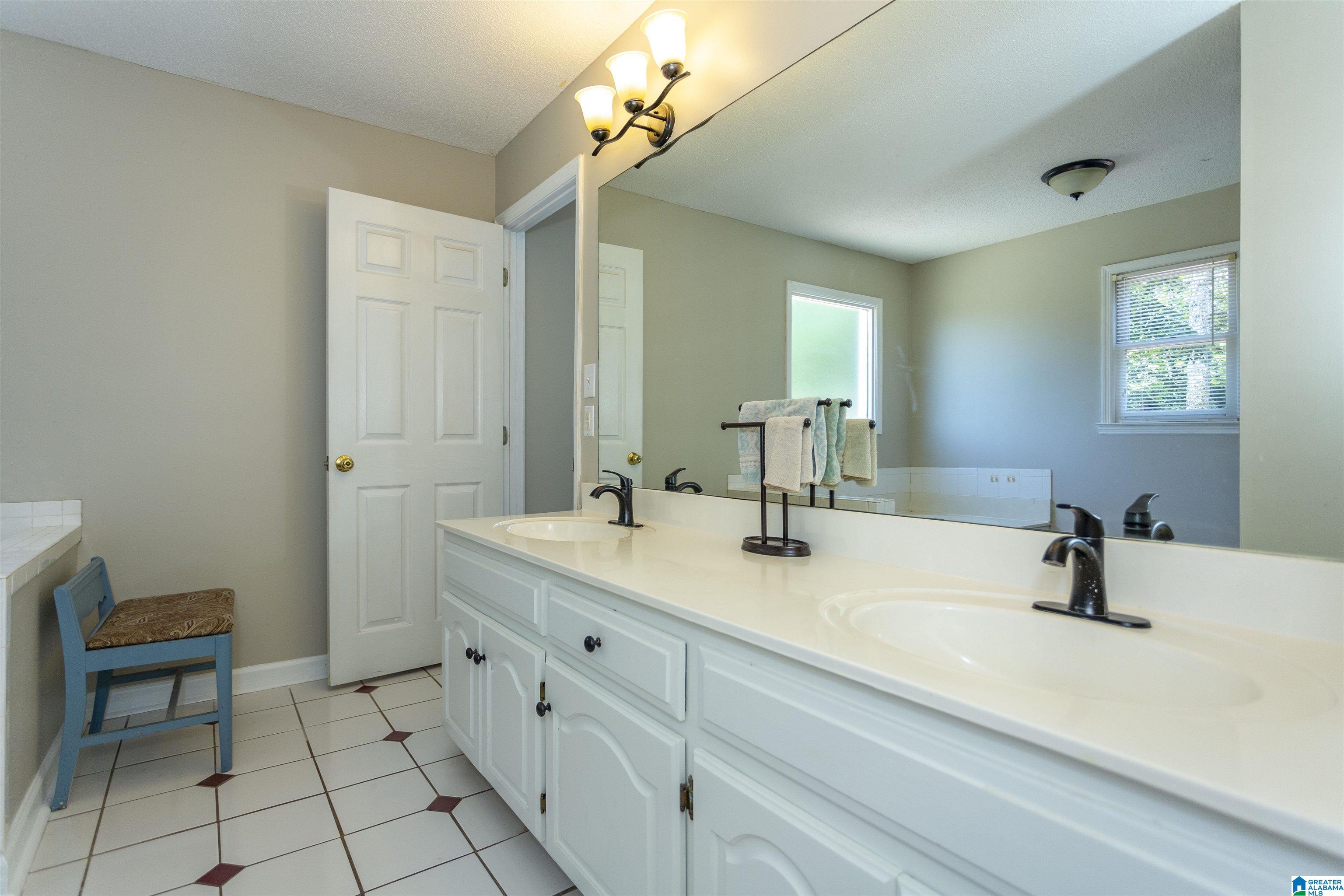 840 Round Hill Road Pelham, AL 35124 - Photo 43 of 78