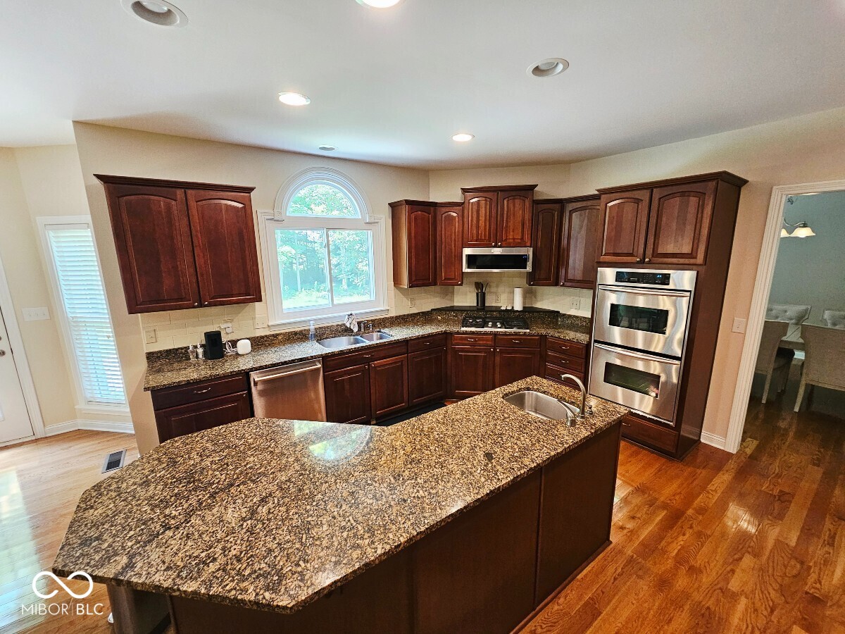 1597 Redsunset Drive Brownsburg, IN 46112 - Photo 8 of 43