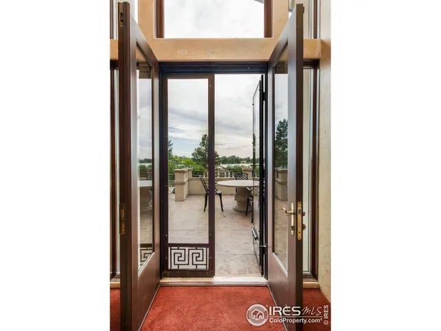 a view of outdoor space yard and patio