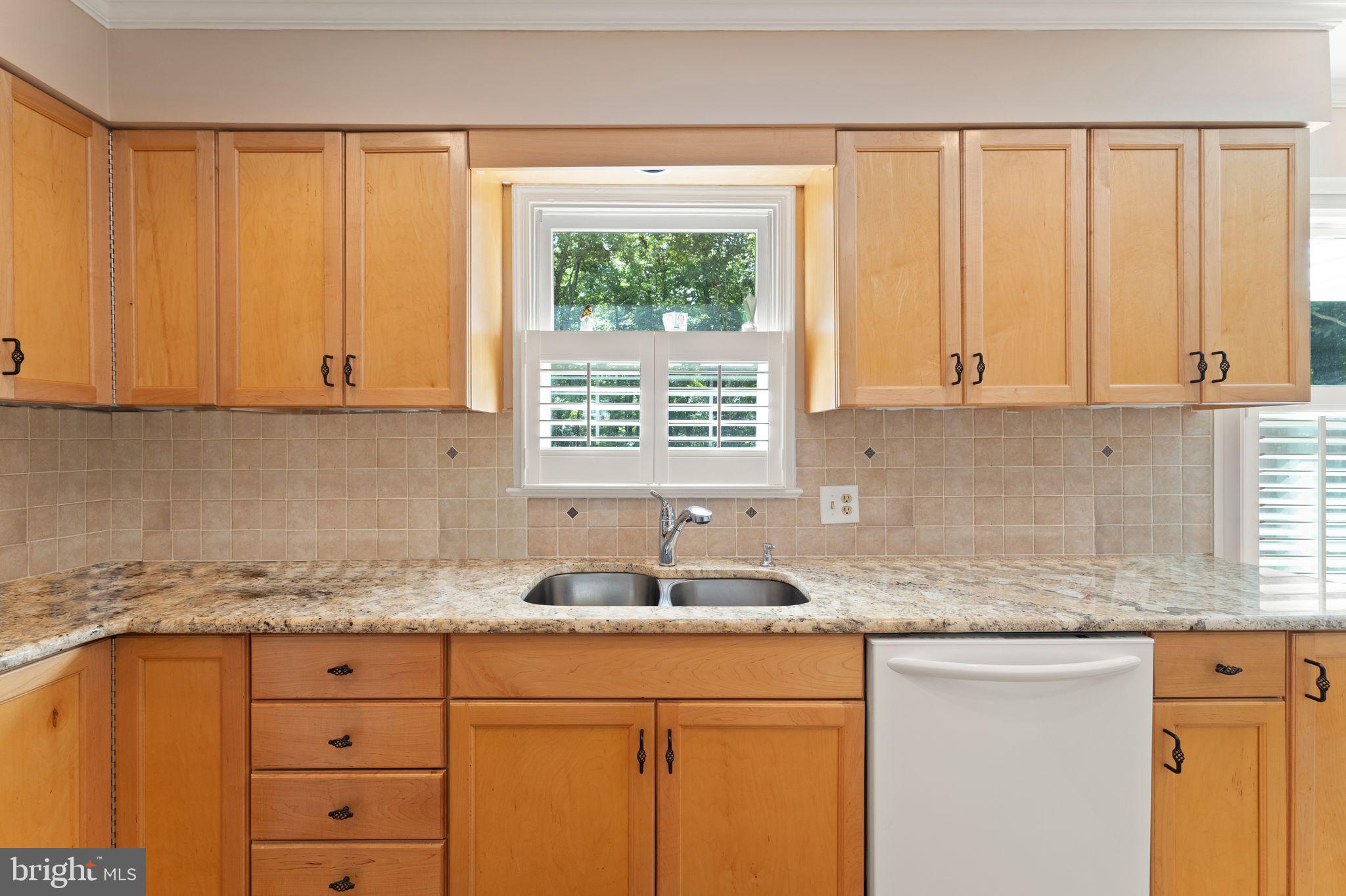 8055 Counselor Road Manassas, VA 20112 - Photo 18 of 53 Gallery Image 18