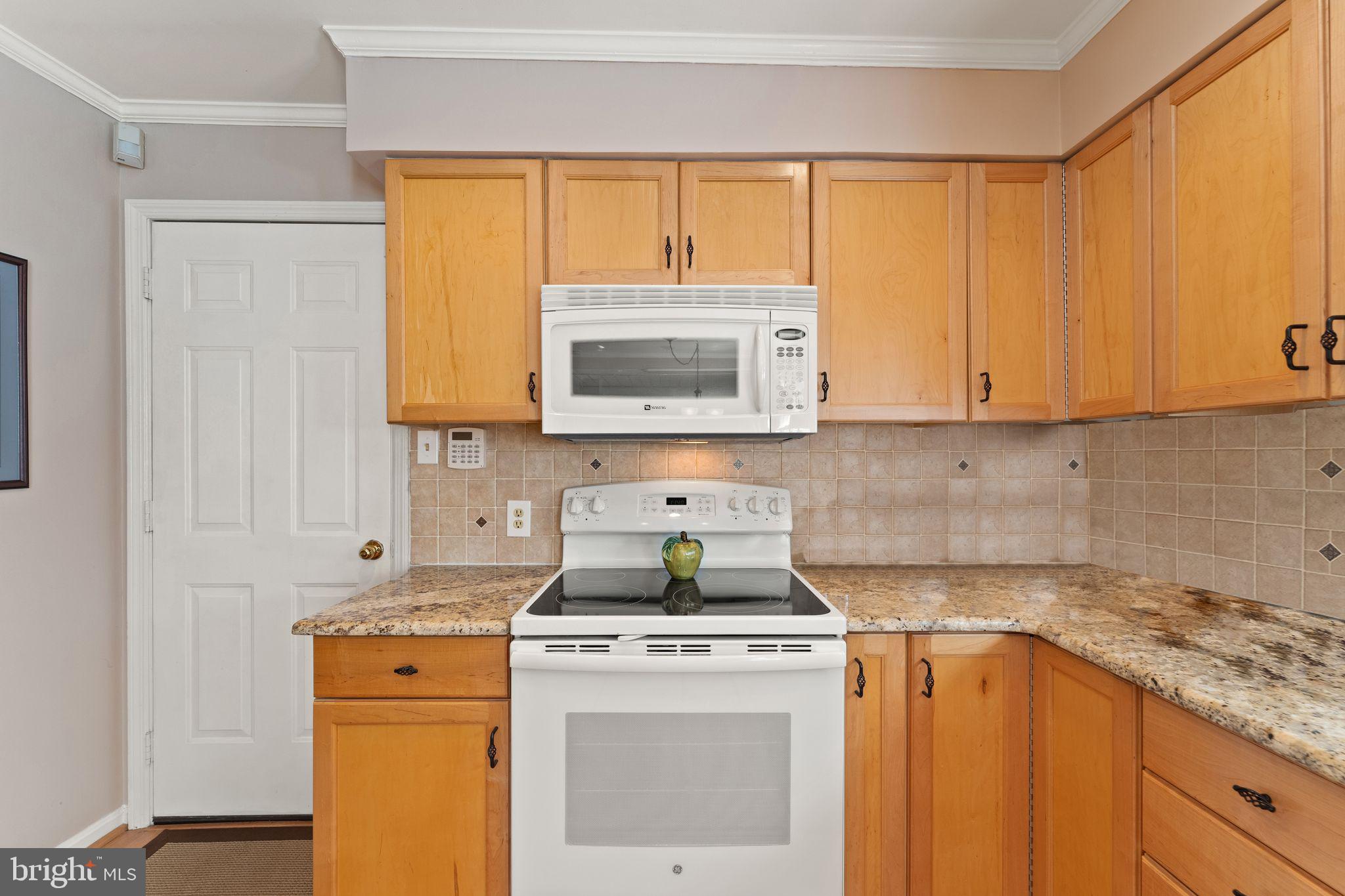 8055 Counselor Road Manassas, VA 20112 - Photo 19 of 53 Gallery Image 19