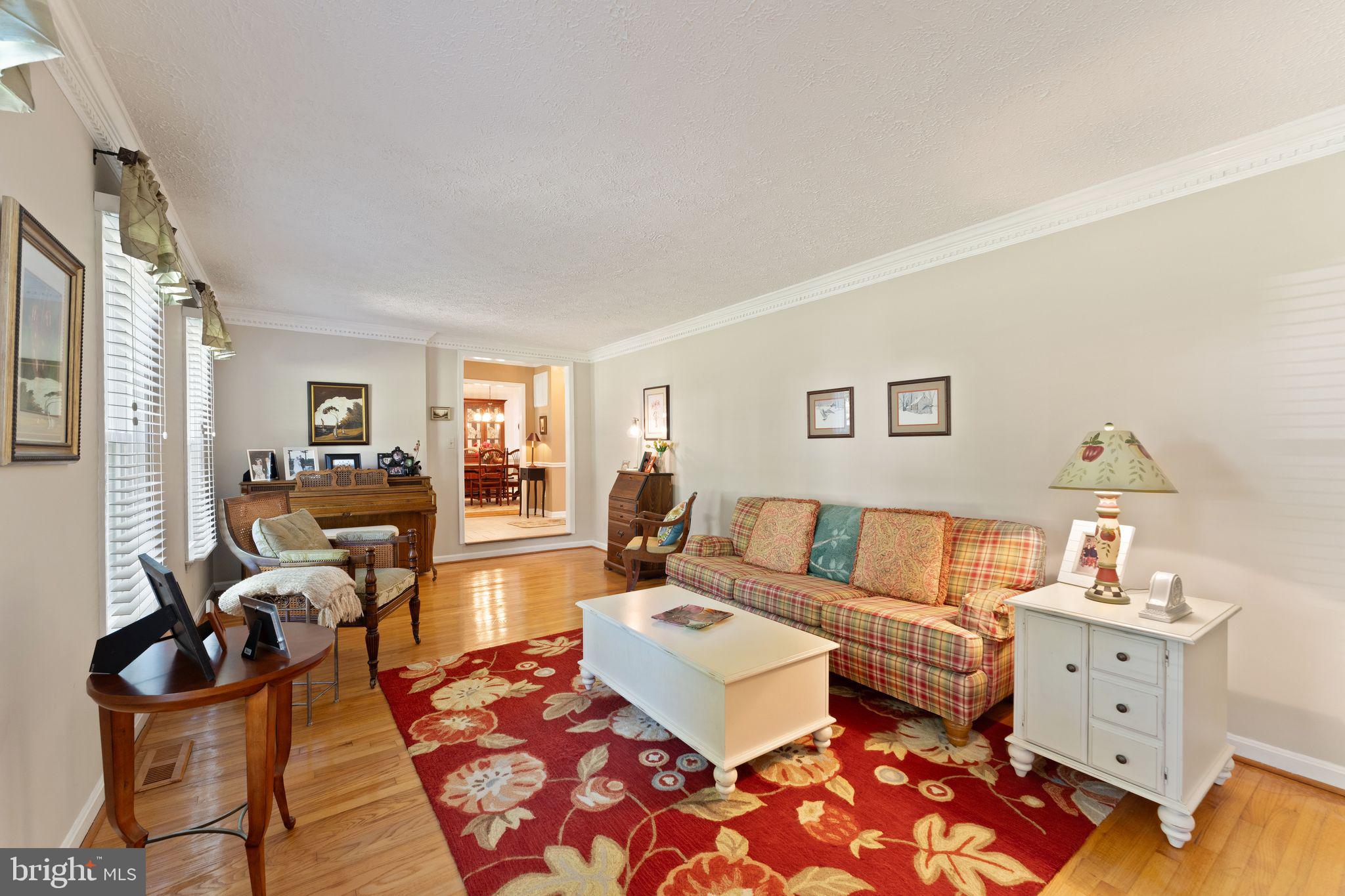 8055 Counselor Road Manassas, VA 20112 - Photo 10 of 53 Gallery Image 10