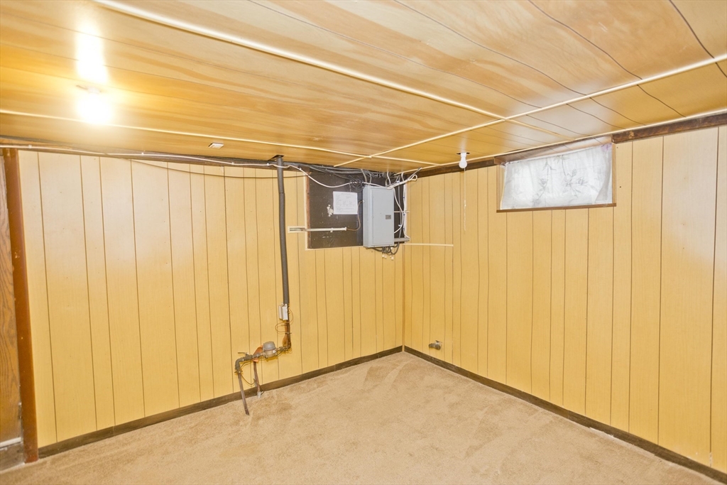 86 Laurence Street Springfield, MA 01104 - Photo 35 of 42 Gallery Image 35