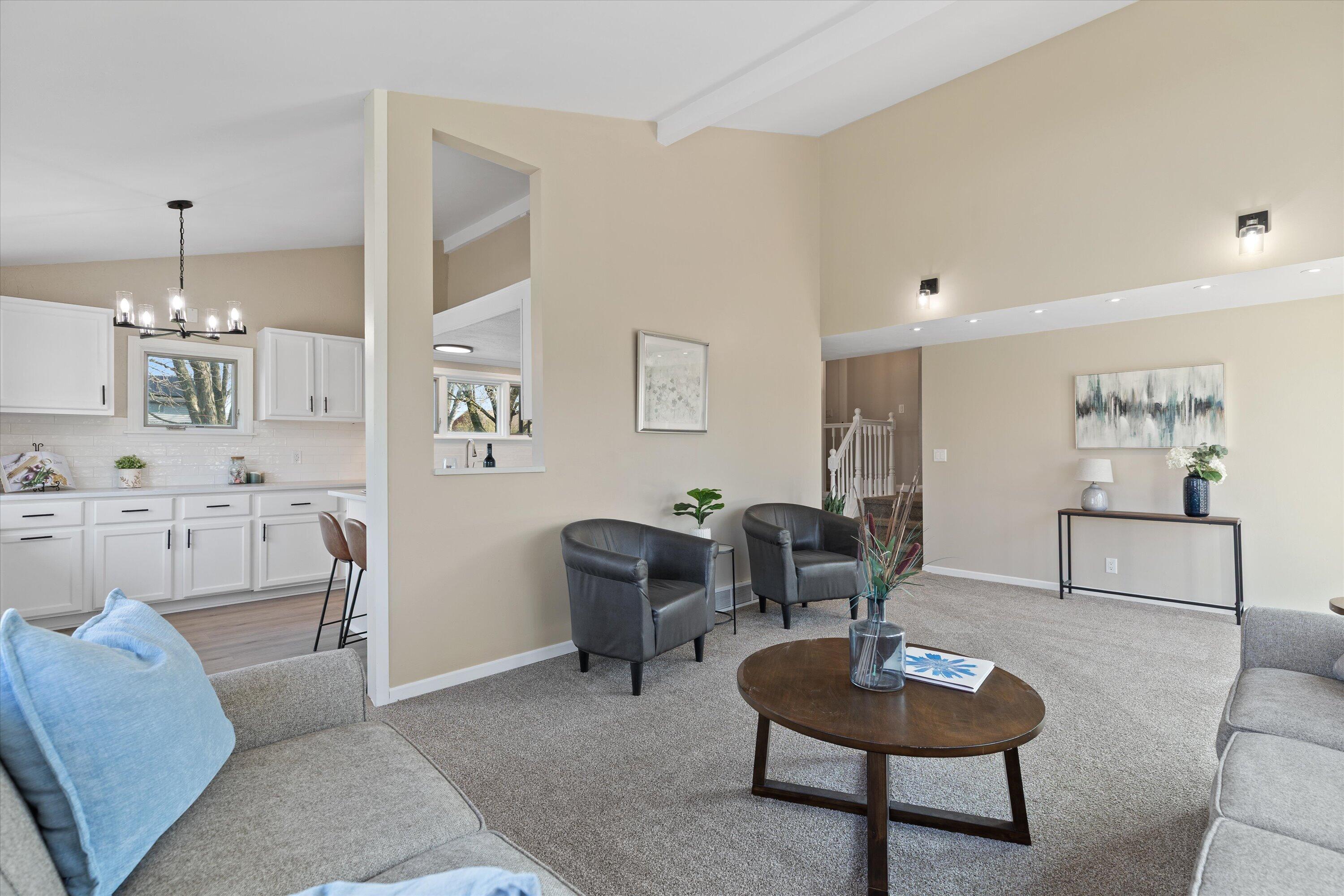 14225 Forest View Lane Brookfield, WI 53005 - Photo 10 of 45 19-0G8A9765