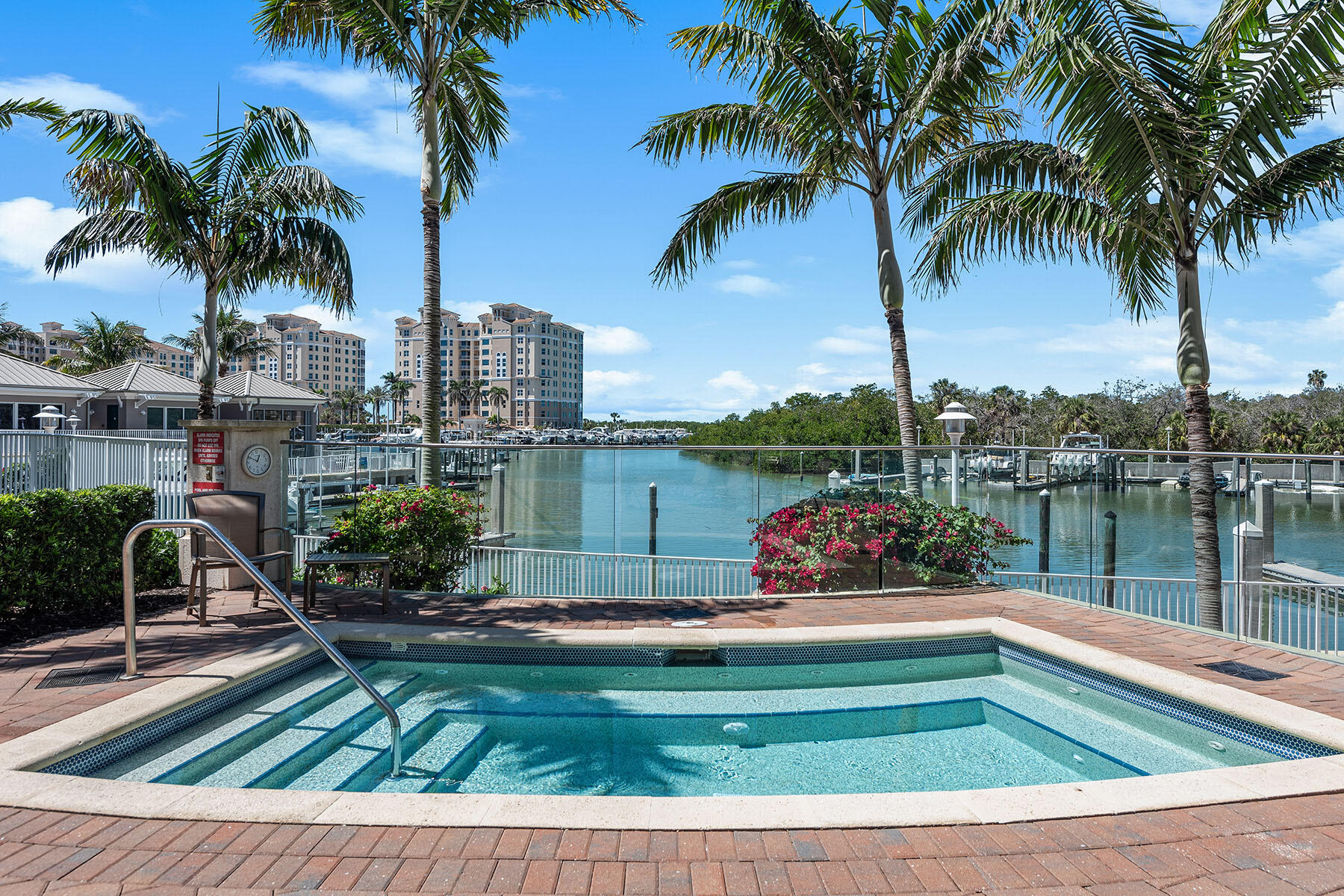 13675 Vanderbilt Drive, Unit 1107 Naples, FL 34110 - Photo 46 of 50 225030981w