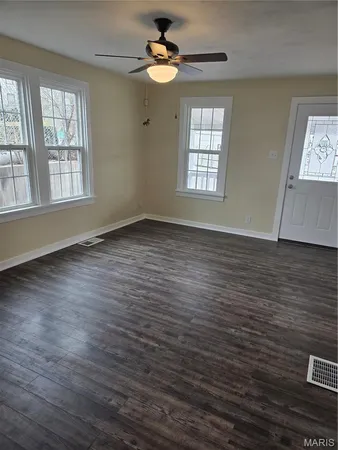 $179,850 | 715 Walnut Street, Washington, MO 63090