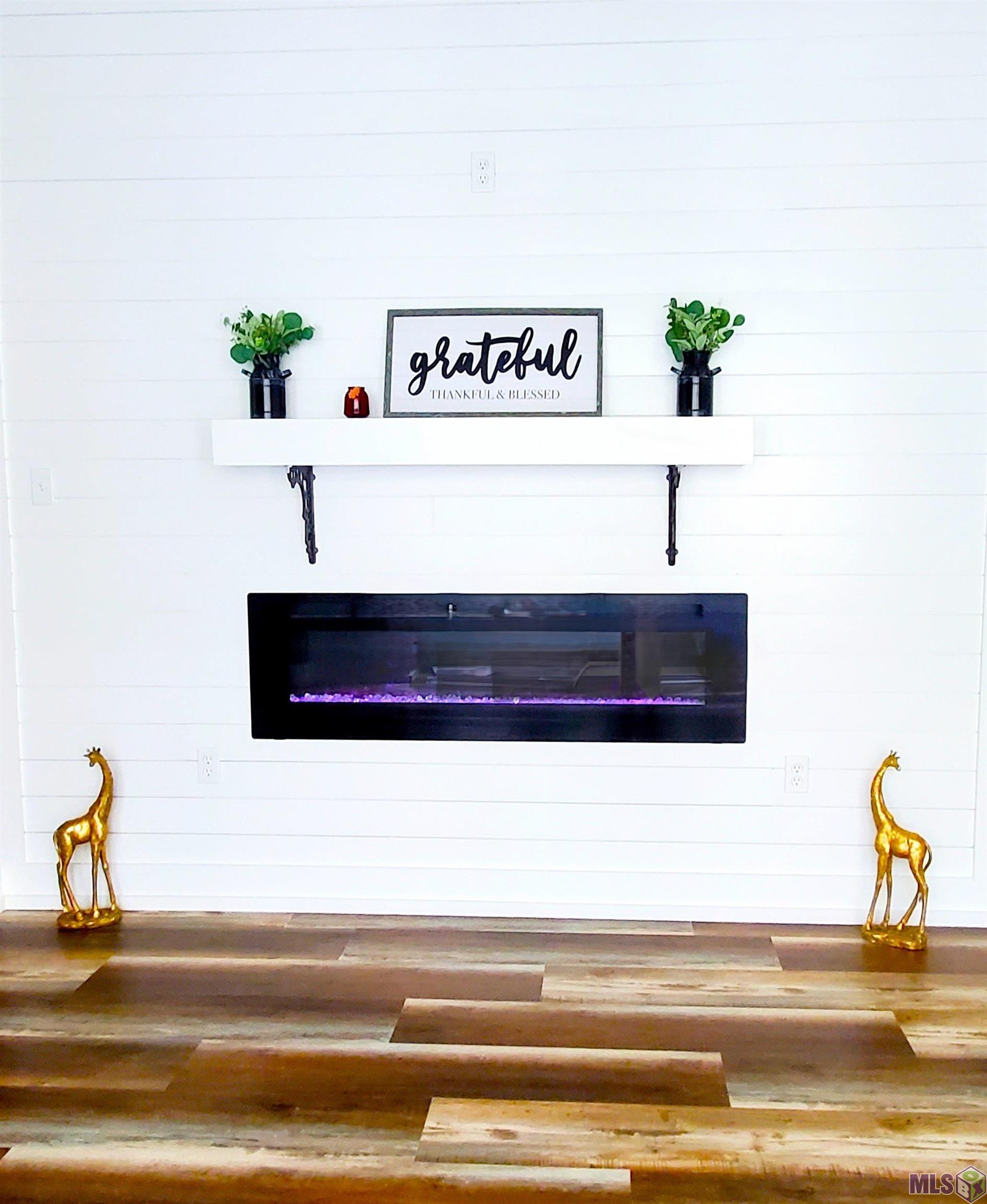 830 East Boulevard Baton Rouge, LA 70802 - Photo 10 of 37 Fireplace