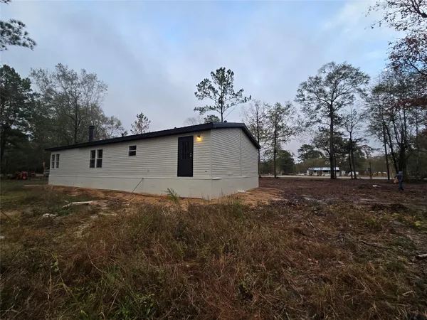 $233,900 | 210 South Southwind Trail, Cleveland, TX 77328