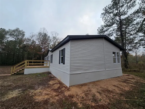 $233,900 | 210 South Southwind Trail, Cleveland, TX 77328