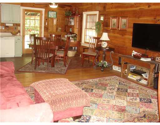 146 Bullcreek Road Butler, PA 16002 - Photo 6 of 18 Great Room.