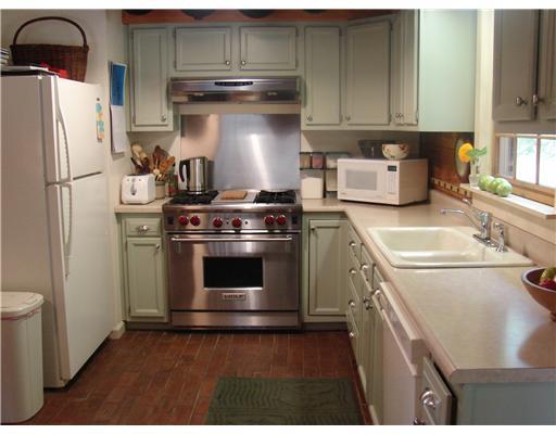 146 Bullcreek Road Butler, PA 16002 - Photo 7 of 18 Kitchen.