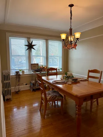 $1,900 | 802 Elmwood Avenue, Unit 3E, Evanston, IL 60202