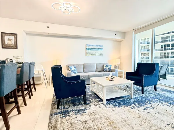 $4,500 | 1830 South Ocean Drive, Unit 1709, Hallandale Beach, FL 33009