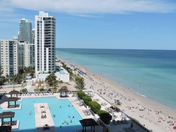 $4,500 | 1830 South Ocean Drive, Unit 1709, Hallandale Beach, FL 33009