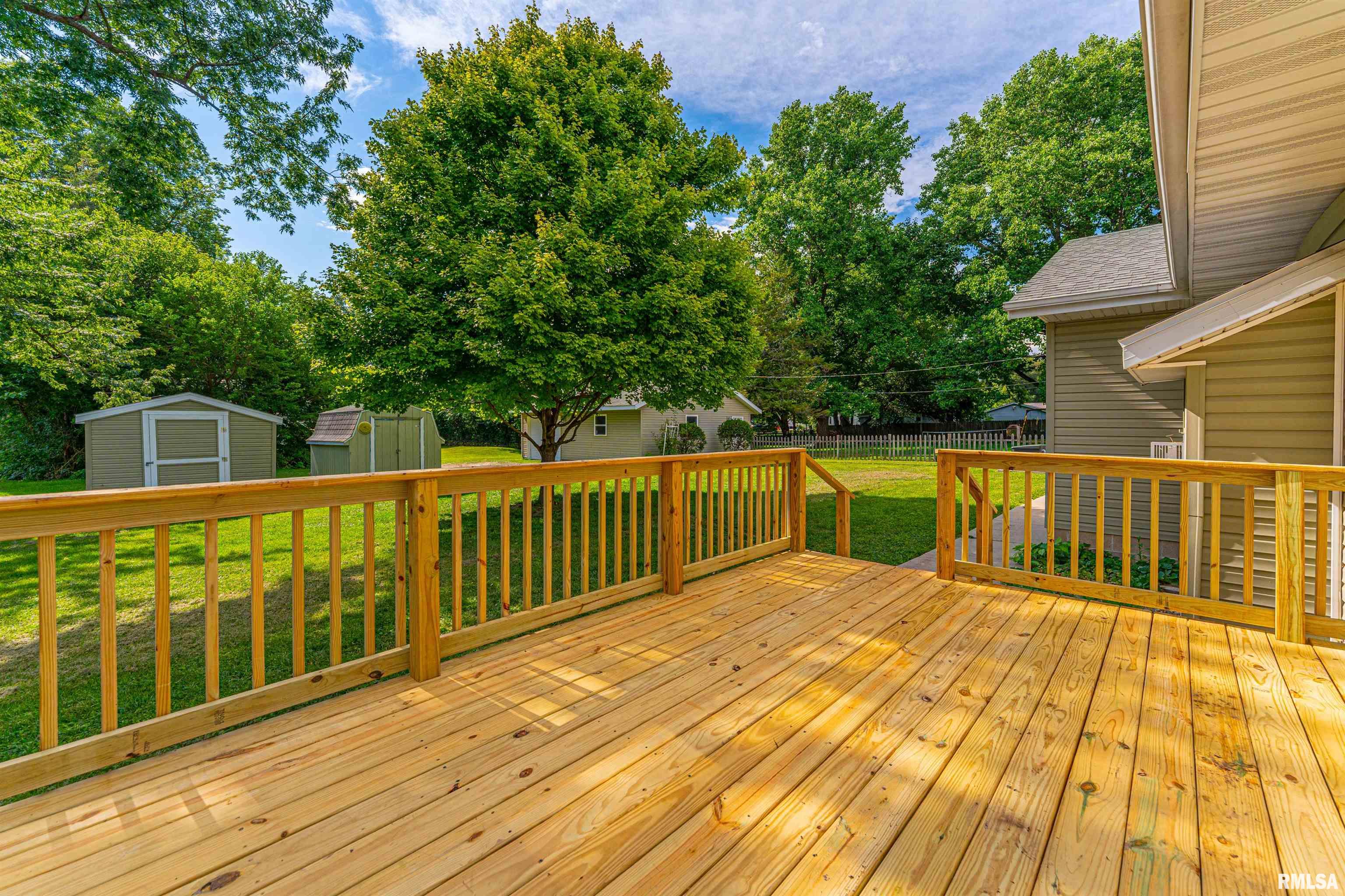604 South Mary Street Atlanta, IL 61723 - Photo 33 of 38