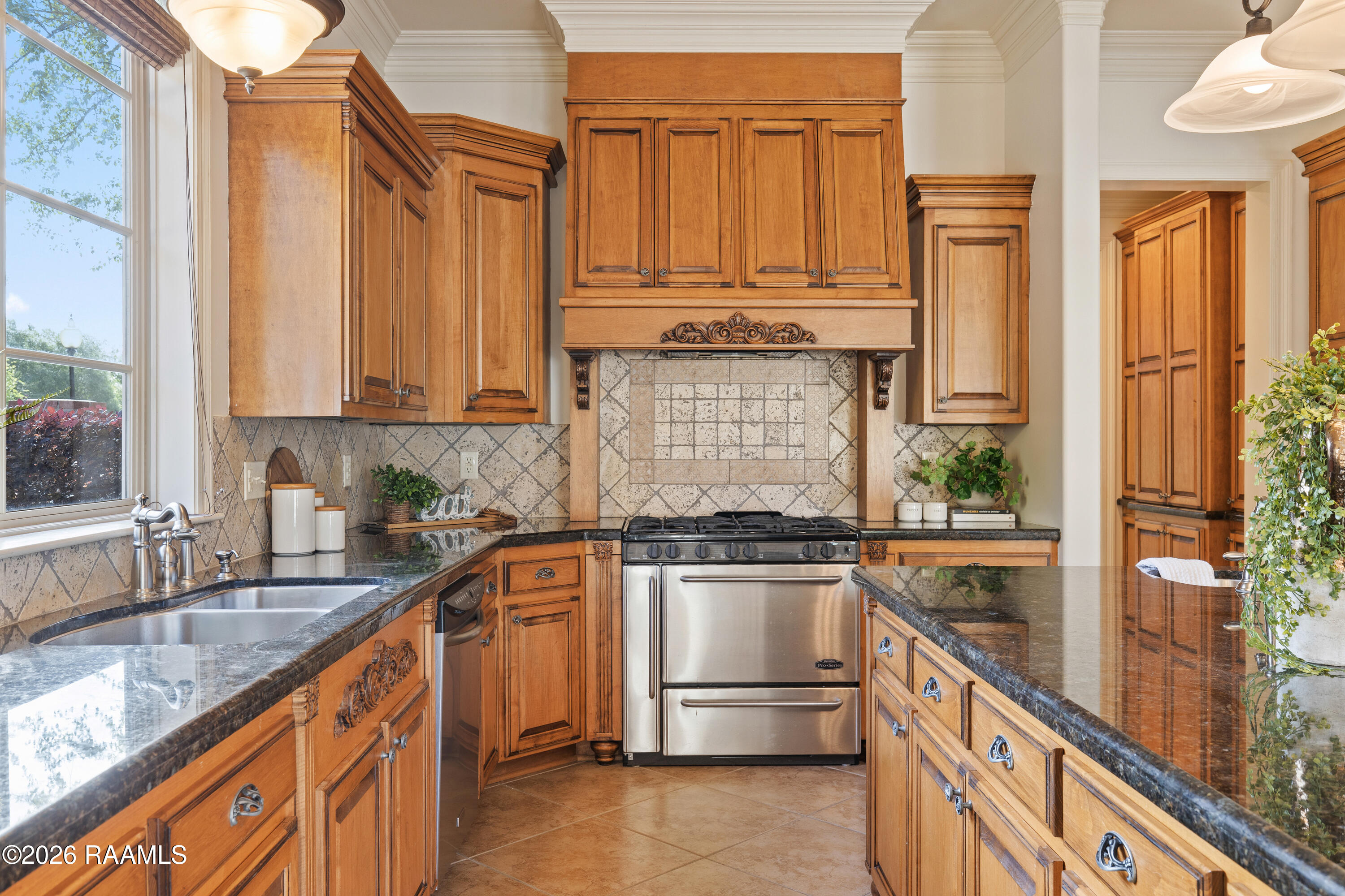 216 Edgewood Avenue Rayne, LA 70578 - Photo 17 of 55 216 Edgewood Rayne-6