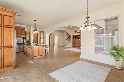 $699,900 | 216 Edgewood Avenue, Rayne, LA 70578