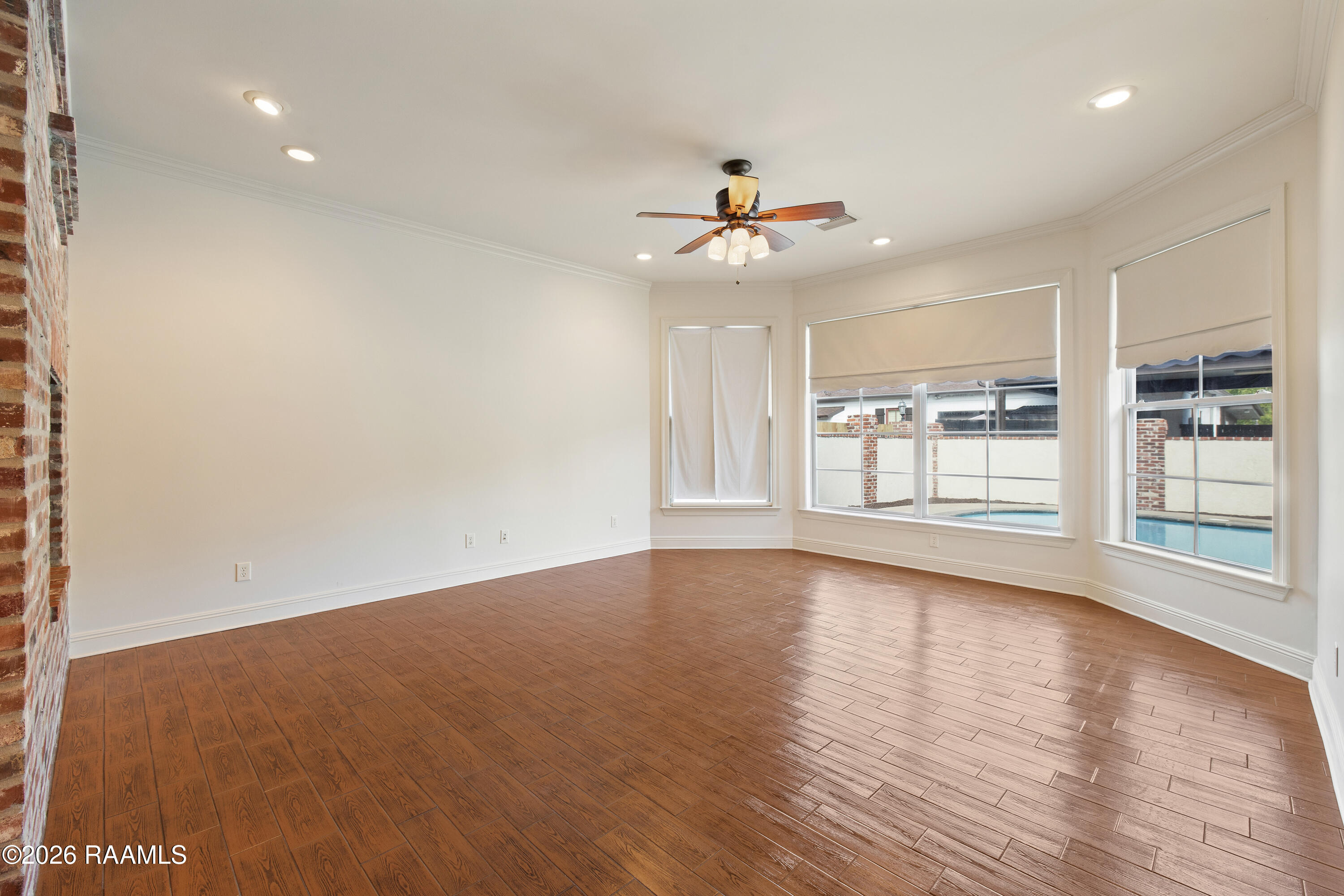 216 Edgewood Avenue Rayne, LA 70578 - Photo 24 of 56 216 Edgewood Rayne-13