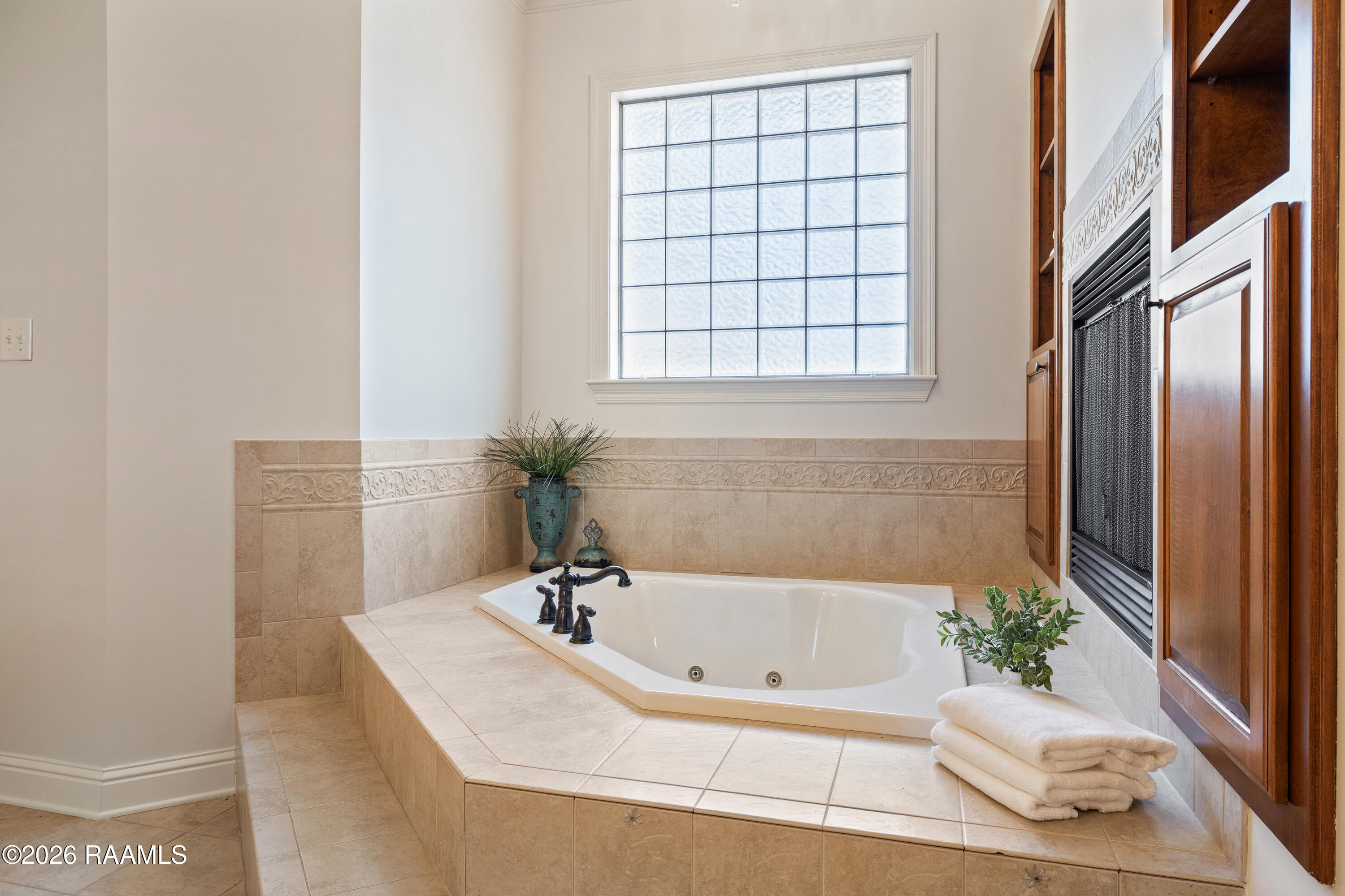 216 Edgewood Avenue Rayne, LA 70578 - Photo 27 of 55 216 Edgewood Rayne-18