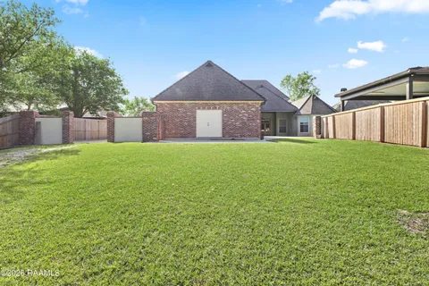 $699,900 | 216 Edgewood Avenue, Rayne, LA 70578