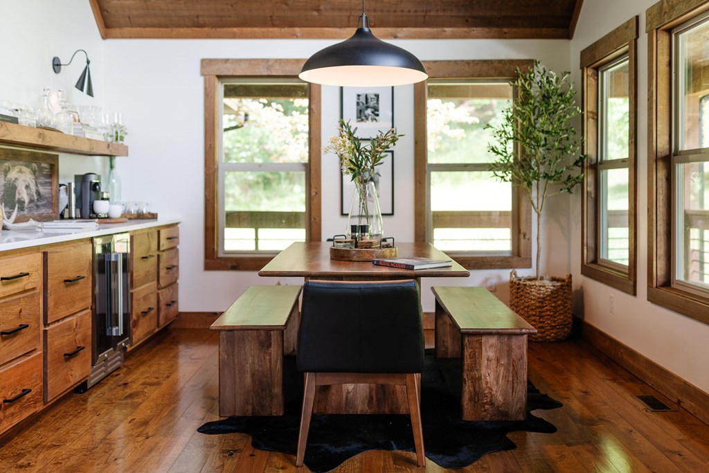 89 High Mdws Drive Morganton, GA 30560 - Photo 31 of 63 a view of a dining room with furniture window and wooden floor
