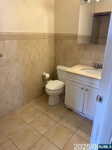 $447,200 | 4401 Smith Avenue, Unit 201, North Bergen, NJ 07047