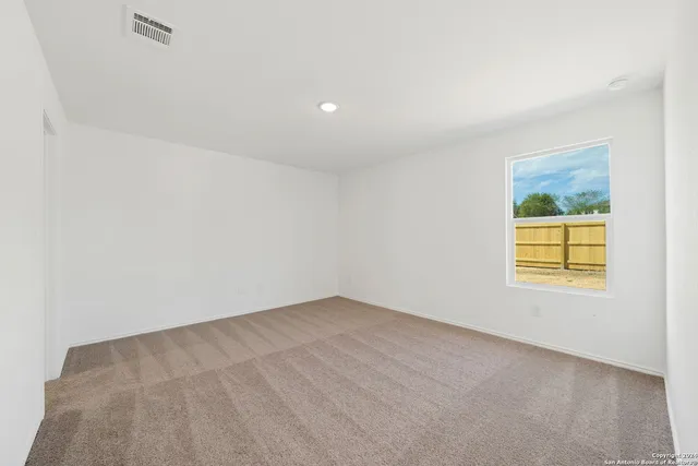 $1,450 | 3624 Axis Hl Street, New Braunfels, TX 78132