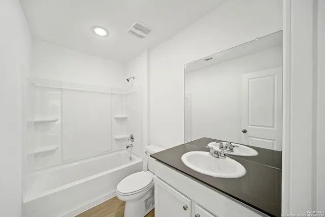 $1,450 | 3624 Axis Hl Street, New Braunfels, TX 78132