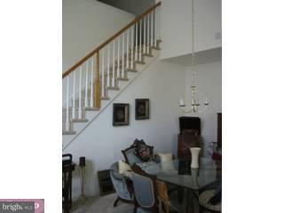 32 Fallview Court Hamilton Square, NJ 08690 - Photo 2 of 6 Gallery Image 2