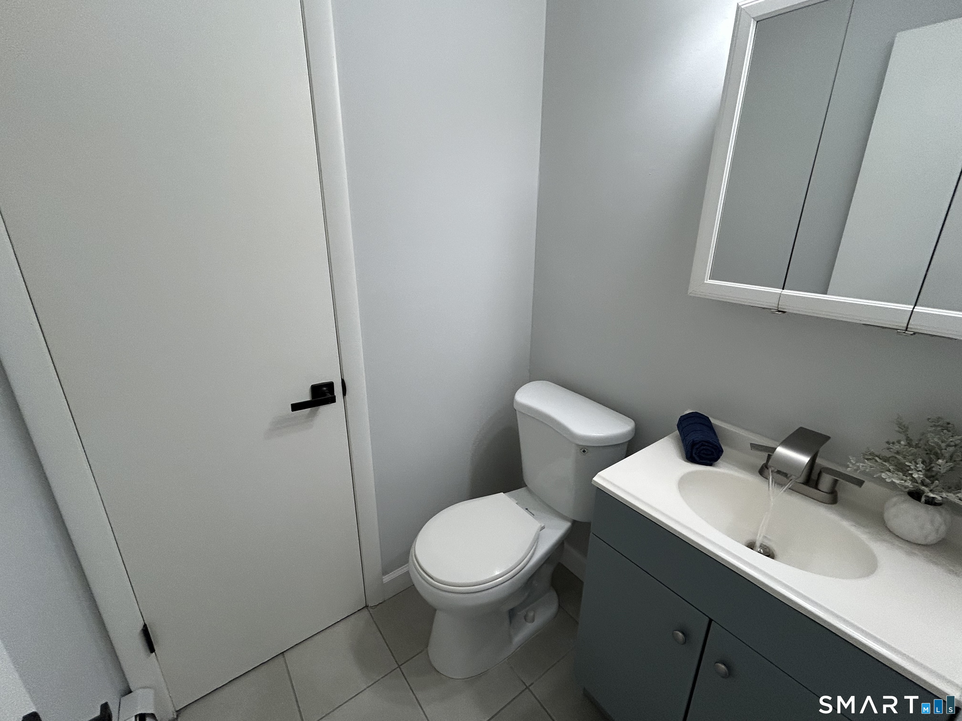 111 Sutton Place, Unit 111 Bloomfield, CT 06002 - Photo 26 of 39